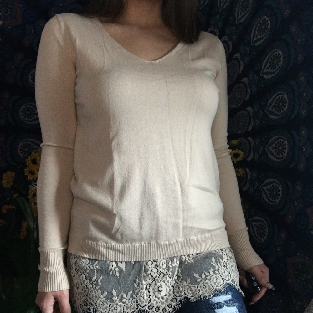 Long Sleeve V Neck